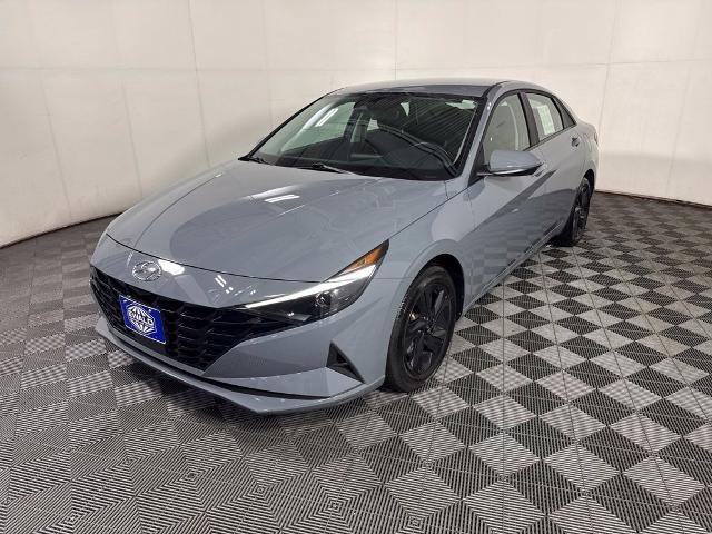 2022 Hyundai Elantra - $19,834