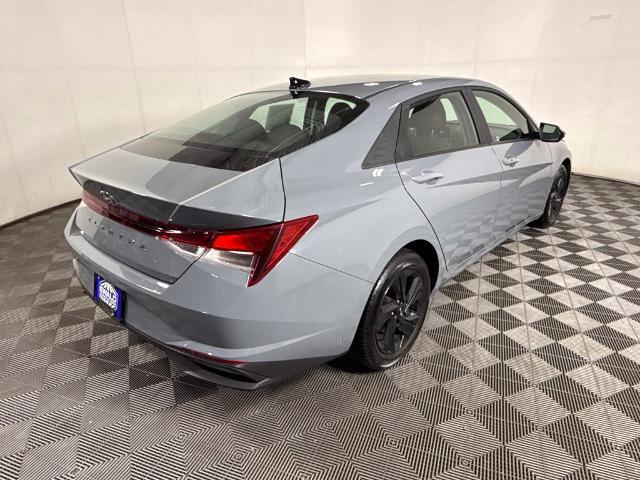 2022 Hyundai Elantra - $19,834