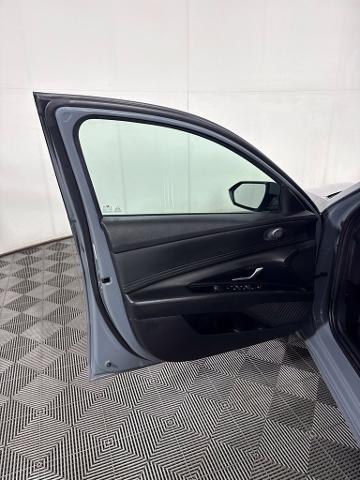 2022 Hyundai Elantra - $19,834