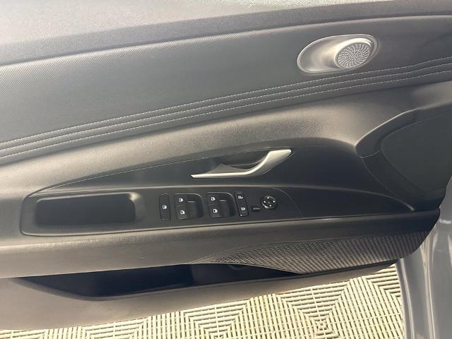 2022 Hyundai Elantra - $19,834