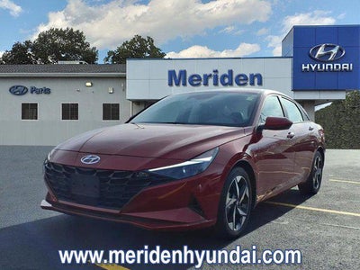 2023 Hyundai Elantra SEL 4DR Sedan