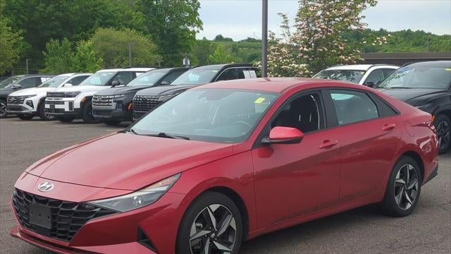 2023 Hyundai ELANTRA SEL