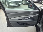 2023 Elantra Thumbnail 16