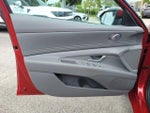 2023 Elantra Thumbnail 14