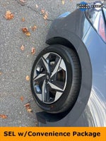 2023 Elantra Thumbnail 34