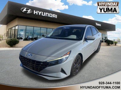 2022 Hyundai Elantra SEL 4DR Sedan