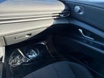 2022 Elantra Thumbnail 33