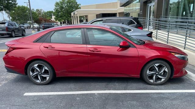 Preowned 2023 Hyundai ELANTRA SEL for Sale