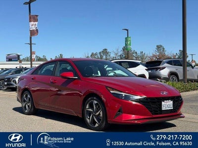 2023 Hyundai Elantra SEL 4DR Sedan