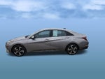 2023 ELANTRA Thumbnail 4