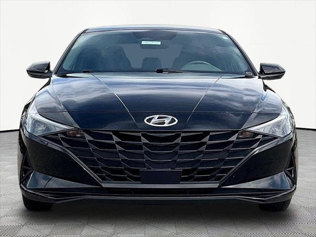 2022 Hyundai Elantra - $16,640