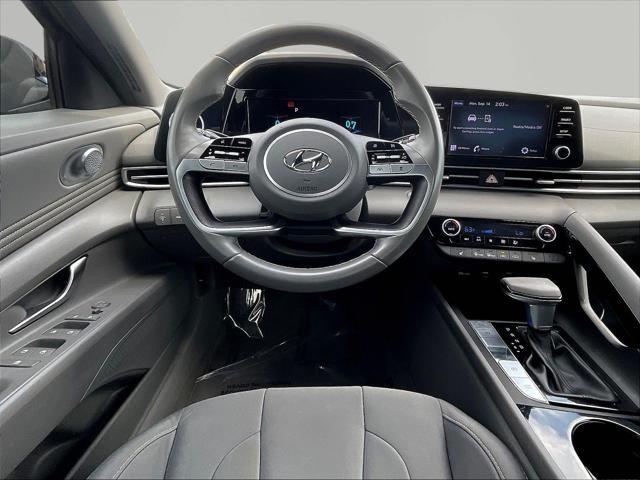 2022 Hyundai Elantra - $16,640