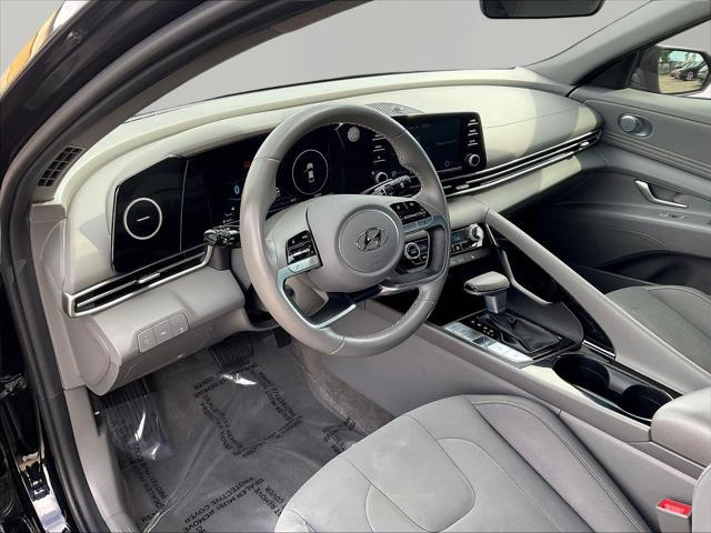 2022 Hyundai Elantra - $16,640