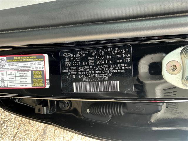 2022 Hyundai Elantra - $16,640