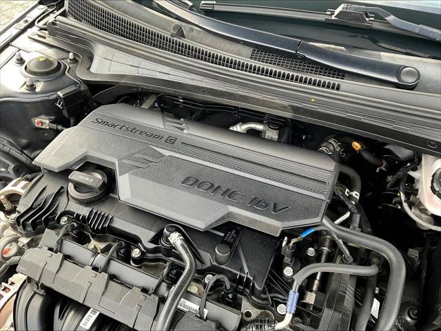 2022 Hyundai Elantra - $16,640