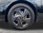 2022 Elantra Thumbnail 32