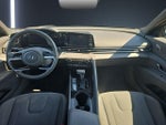 2022 Elantra Thumbnail 10