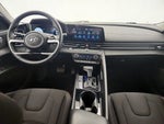 2023 Elantra Thumbnail 9