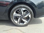 2023 Elantra Thumbnail 10