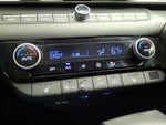 2023 Elantra Thumbnail 17