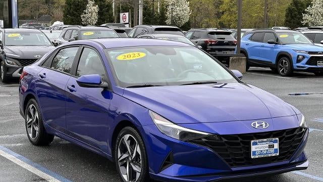2023 Hyundai ELANTRA SEL