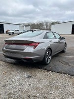 2023 Elantra Thumbnail 5