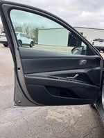 2023 Elantra Thumbnail 10