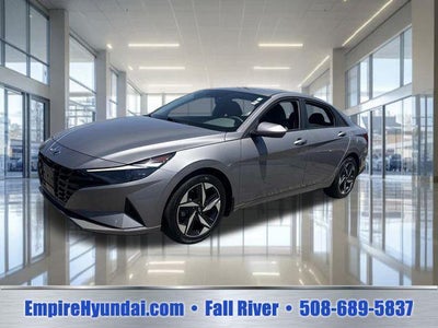 2023 Hyundai Elantra SEL 4DR Sedan