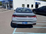 2022 Elantra Thumbnail 4