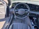 2022 Elantra Thumbnail 13