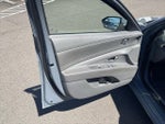 2022 Elantra Thumbnail 16