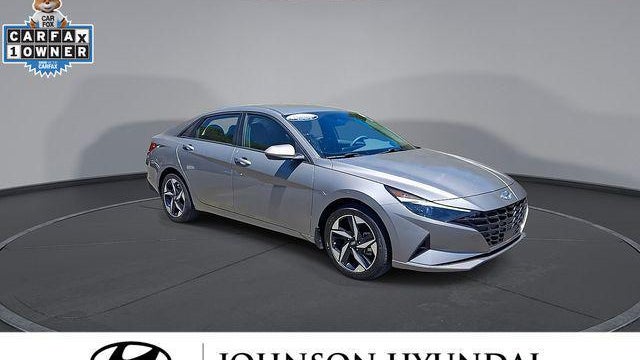 2023 Hyundai ELANTRA SEL