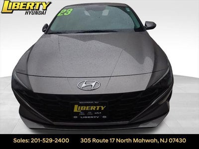 2023 Hyundai Elantra SEL 4DR Sedan
