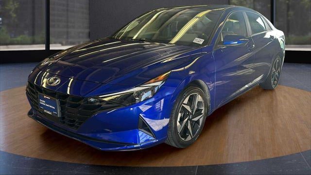 Preowned 2023 Hyundai ELANTRA SEL for Sale