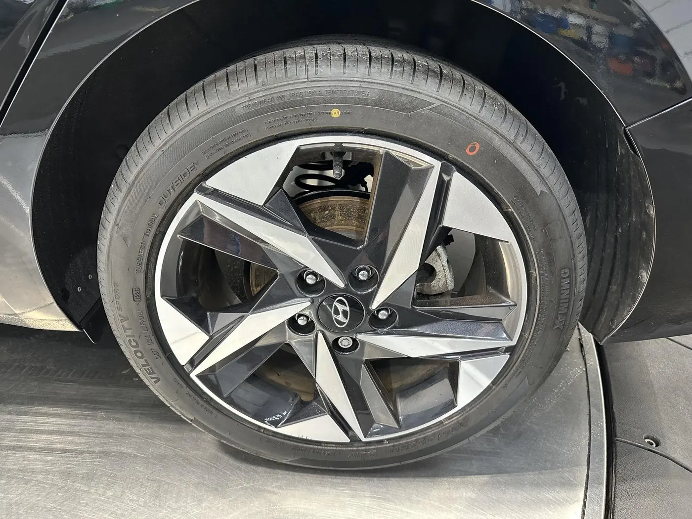 2023 Hyundai Elantra - $19,599