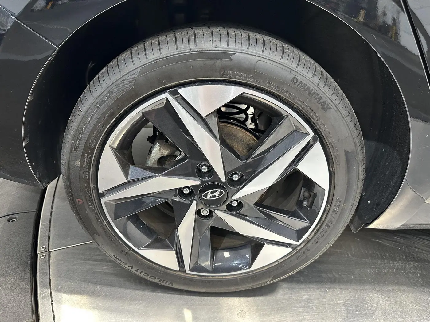2023 Hyundai Elantra - $19,599