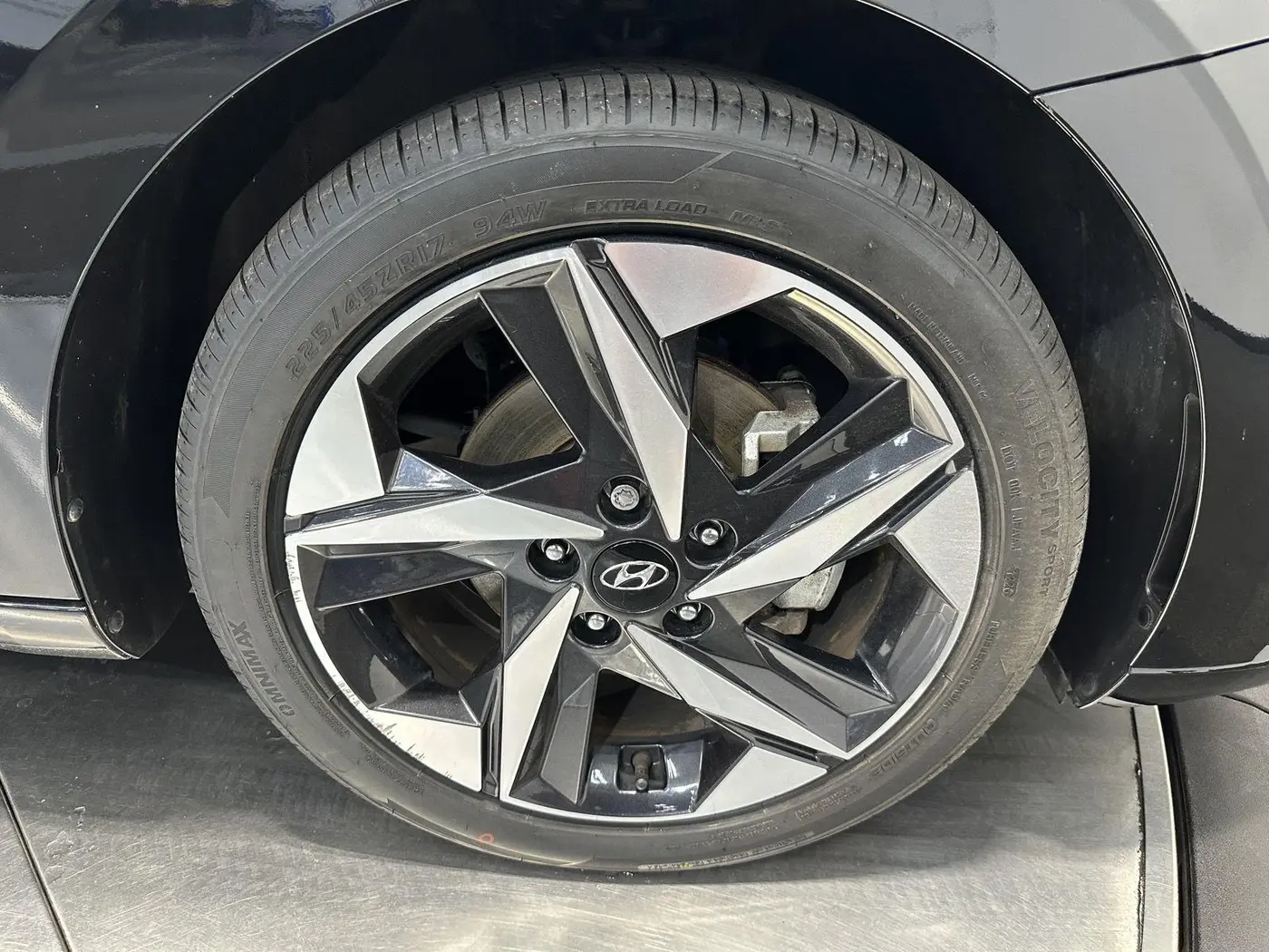 2023 Hyundai Elantra - $19,599