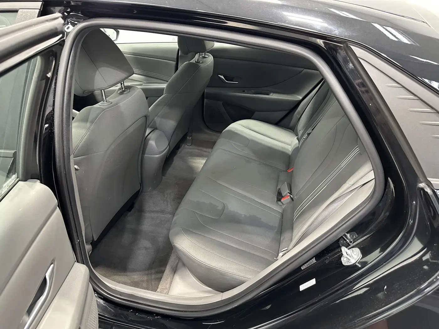 2023 Hyundai Elantra - $19,599