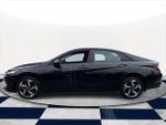 2023 Elantra Thumbnail 4
