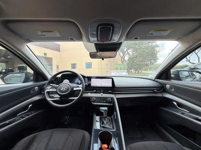 2023 Hyundai Elantra - $17,279