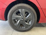 2022 Elantra Thumbnail 15