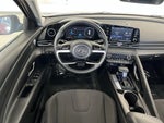 2022 Elantra Thumbnail 28