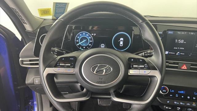 2022 Hyundai ELANTRA SEL
