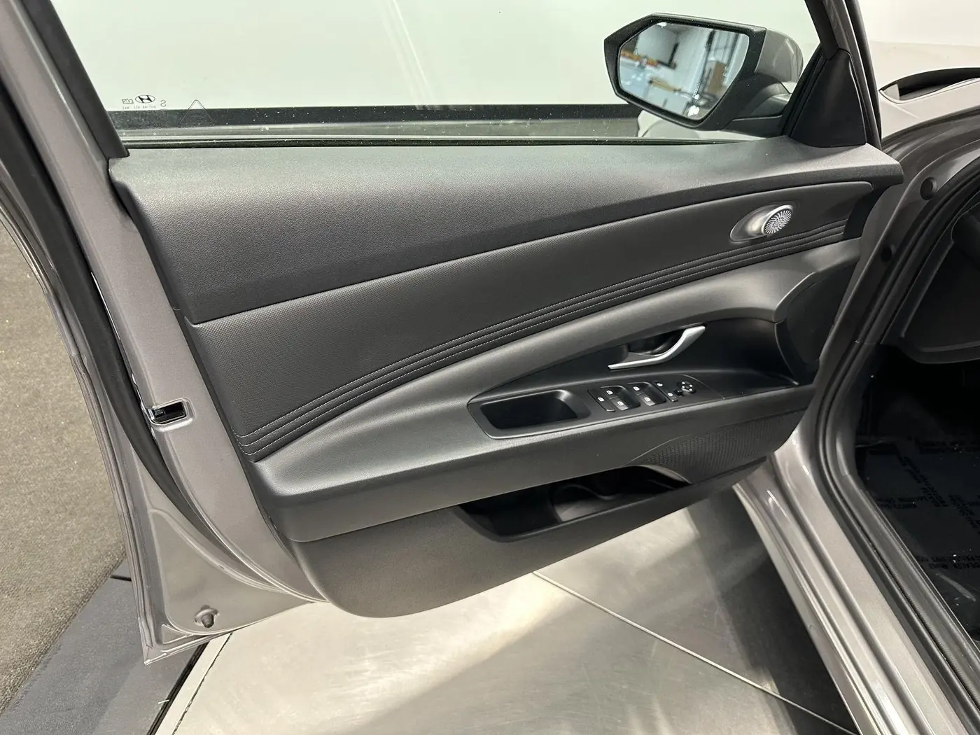 2023 Hyundai Elantra - $21,499