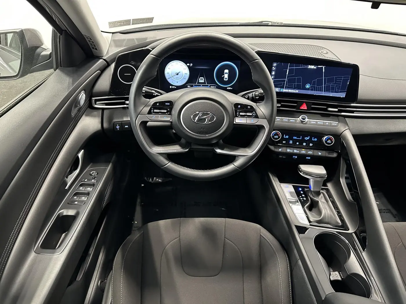 2023 Hyundai Elantra - $21,499
