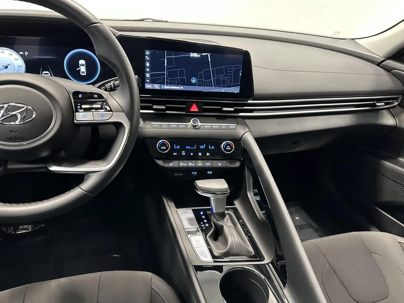 2023 Hyundai Elantra - $21,499