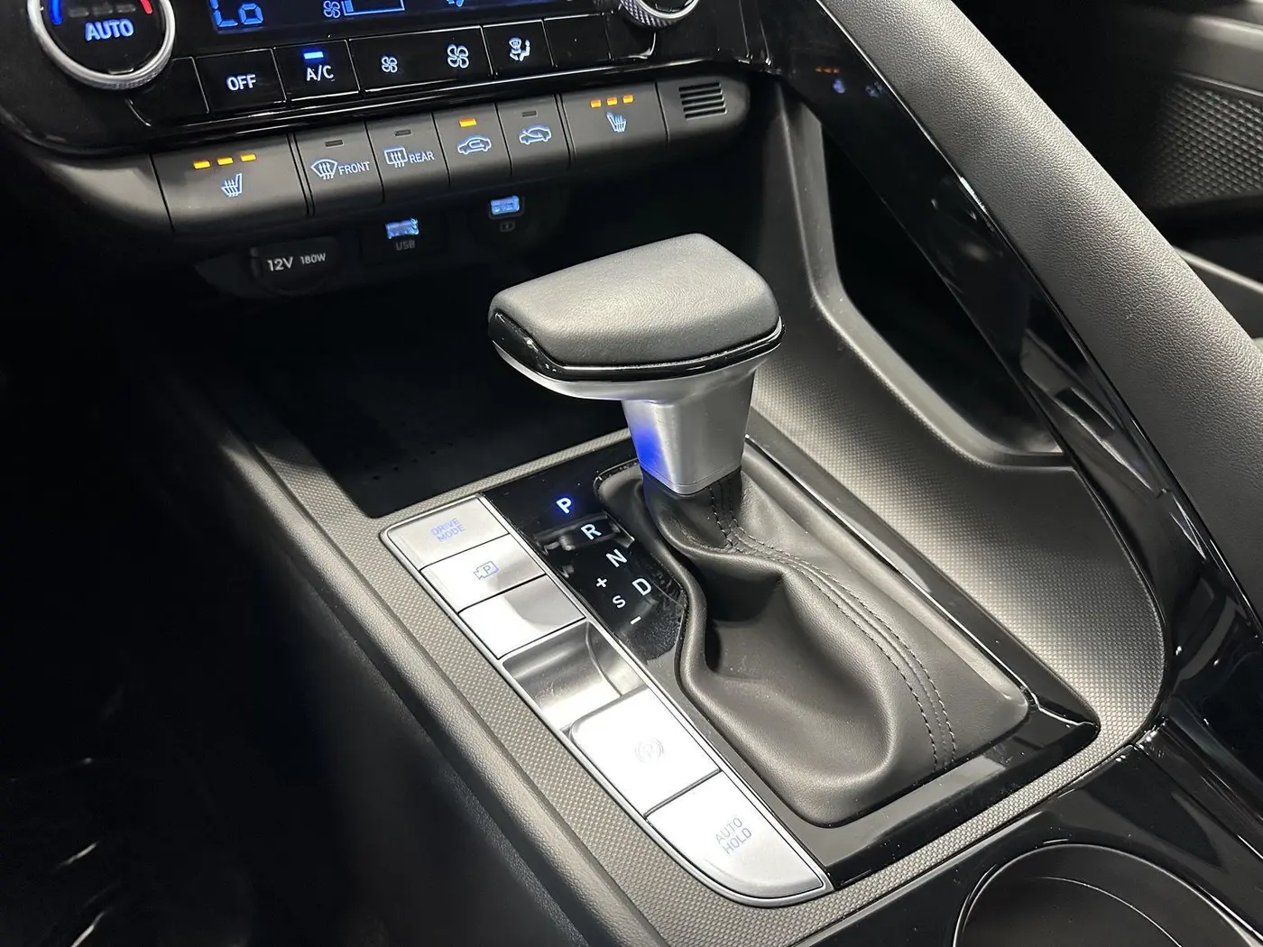 2023 Hyundai Elantra - $21,499