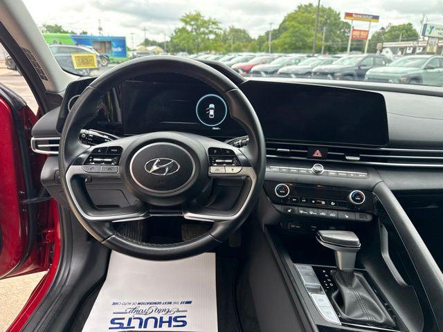 2023 Hyundai Elantra - $19,628