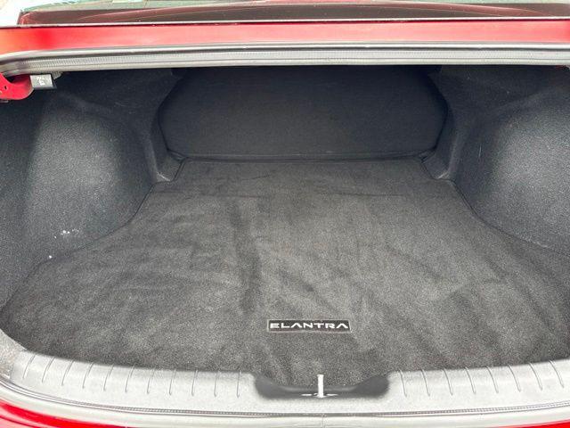 2023 Hyundai Elantra - $19,628