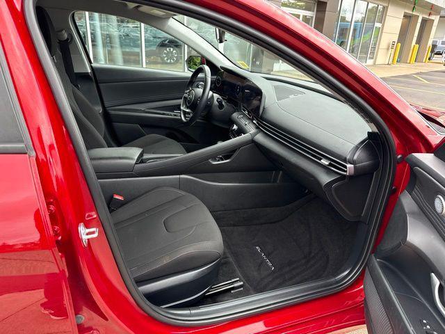 2023 Hyundai Elantra - $19,628